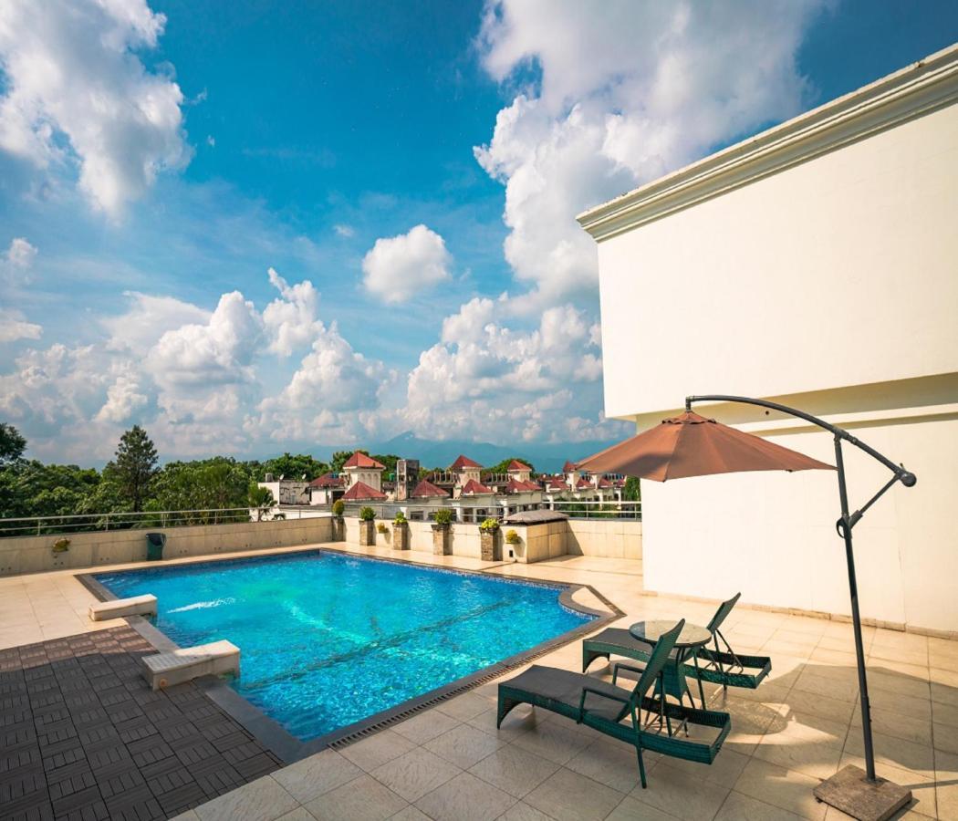 Barsana Hotel & Resort סיליגורי מראה חיצוני תמונה