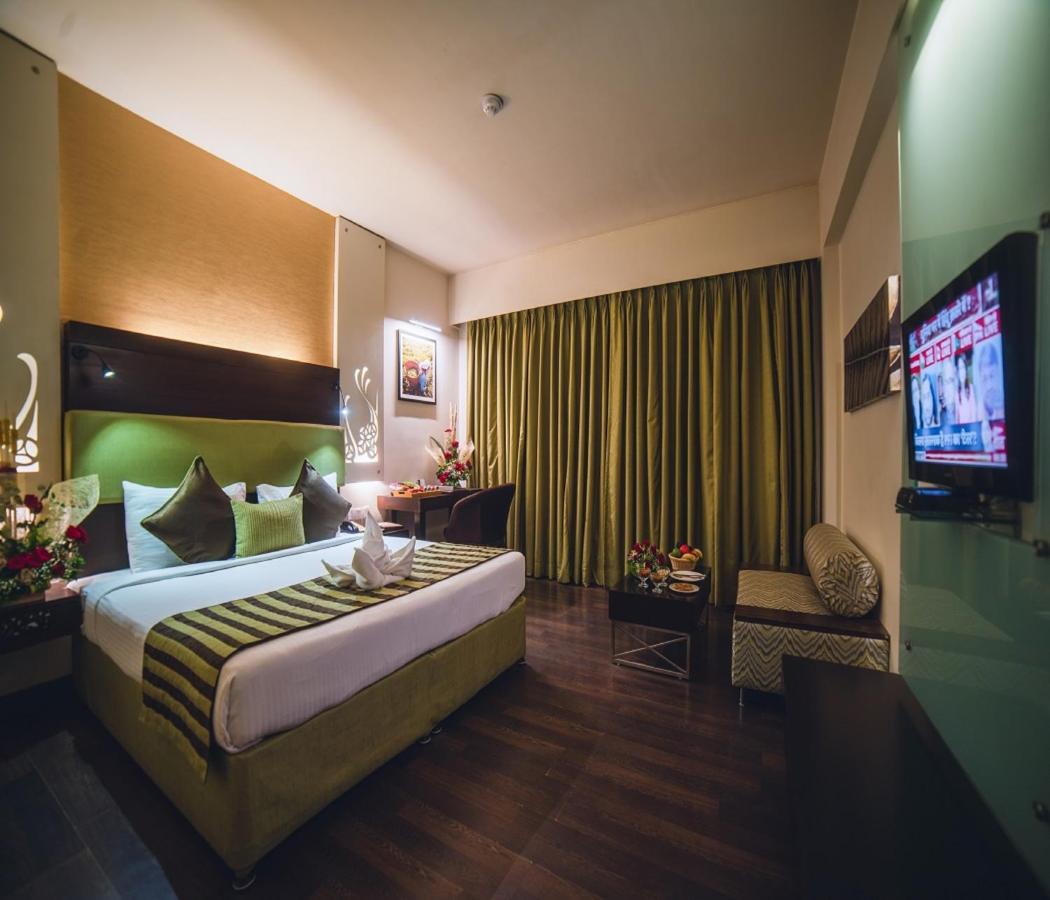 Barsana Hotel & Resort סיליגורי מראה חיצוני תמונה