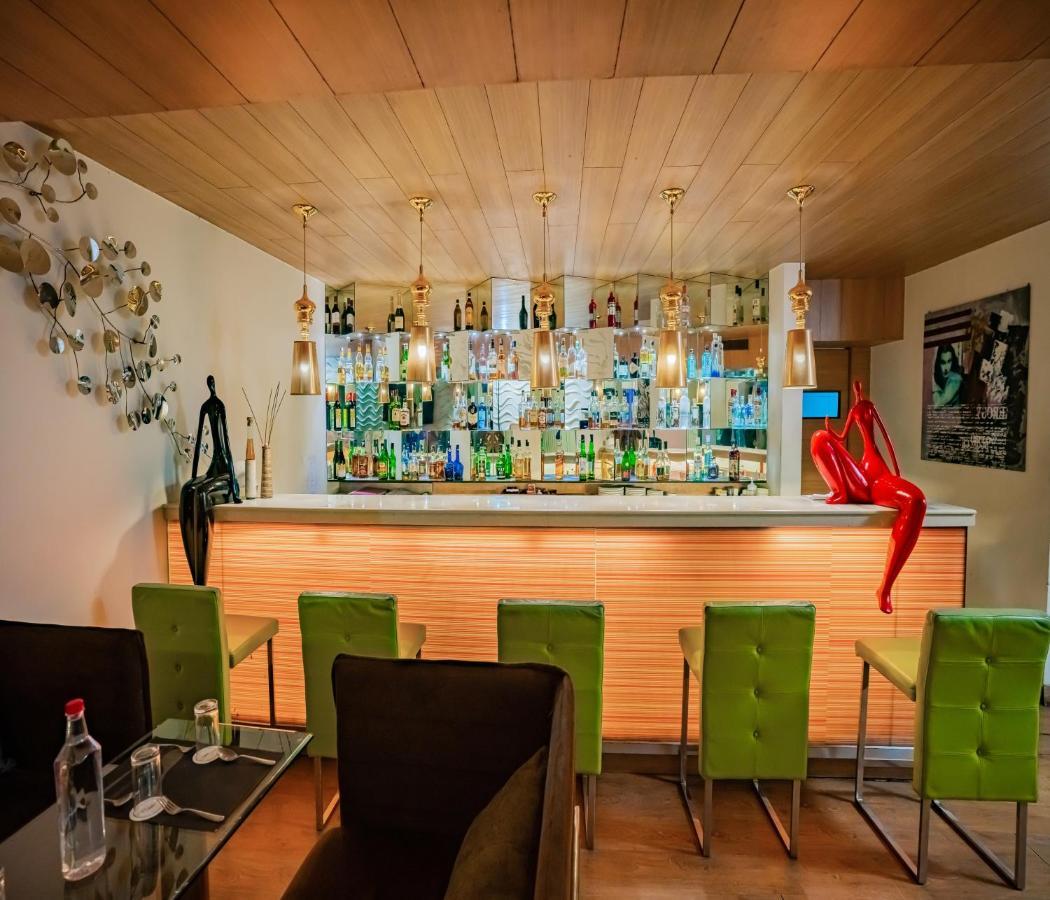Barsana Hotel & Resort סיליגורי מראה חיצוני תמונה
